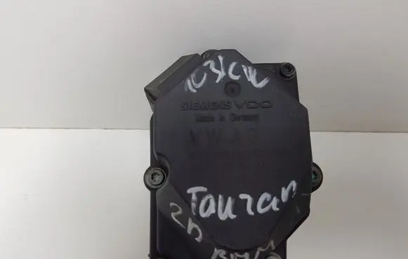 Volkswagen Touran I Throttle valve 03G128063G