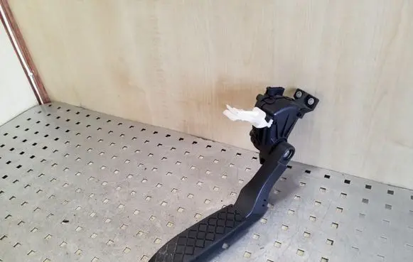 Audi Q7 4L Accelerator throttle pedal 7L0723507C 6PV00802626