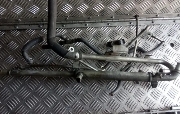 Brake vacuum hose/pipe