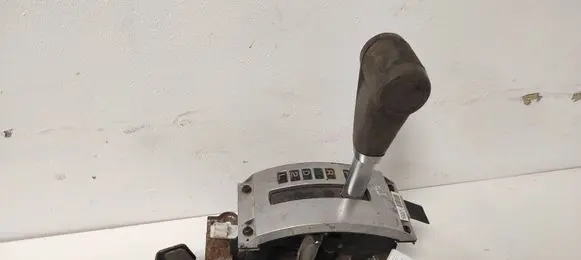 Hyundai Terracan Gear shifter/selector