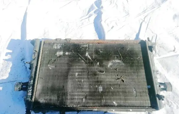 Opel Astra G Coolant radiator