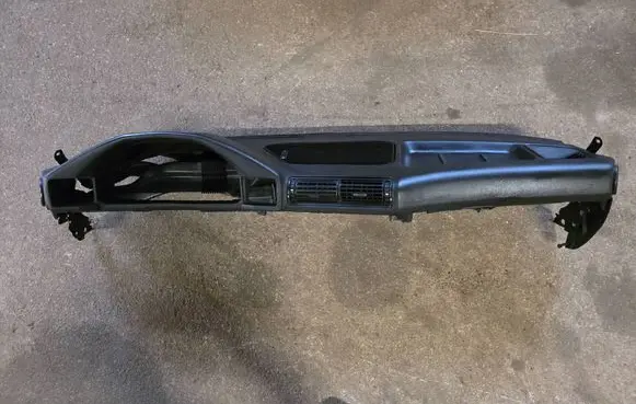 BMW 5 E34 Dashboard