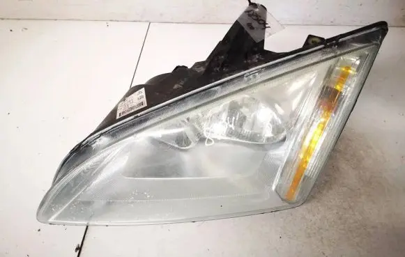 Ford Focus Headlight/headlamp 4m5113w030ac 4m51-13w030-ac