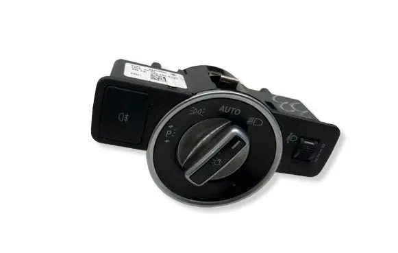 Mercedes-Benz C W204 Light switch A2049053103