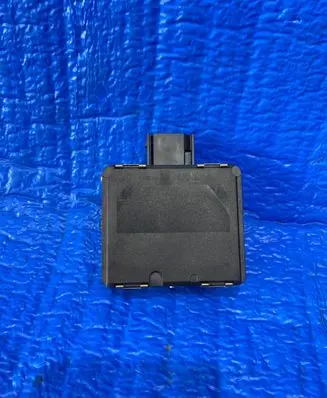 Audi A4 S4 B9 8W Distronic sensor radar 4M0907590G