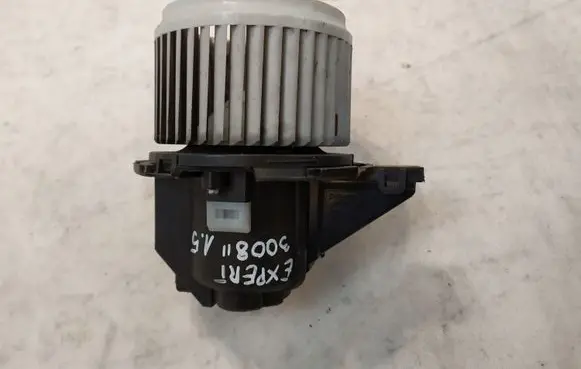 Peugeot 3008 II Heater fan/blower 5P1330400