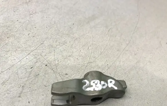 Opel Insignia A Fuel Injector clamp holder 4763