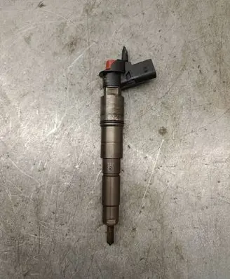 BMW X5 E70 Fuel injector 0445115070