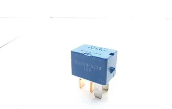 Suzuki Liana Hazard warning light relay 1567003220
