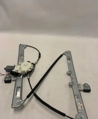 Mitsubishi Colt Front door window regulator with motor