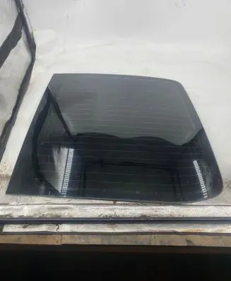Volkswagen Transporter - Caravelle T5 Loading door trunk window/glass 43R001057 DOT27M23100AS2
