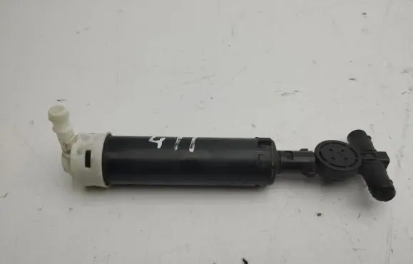 Mitsubishi Outlander Headlight washer spray nozzle