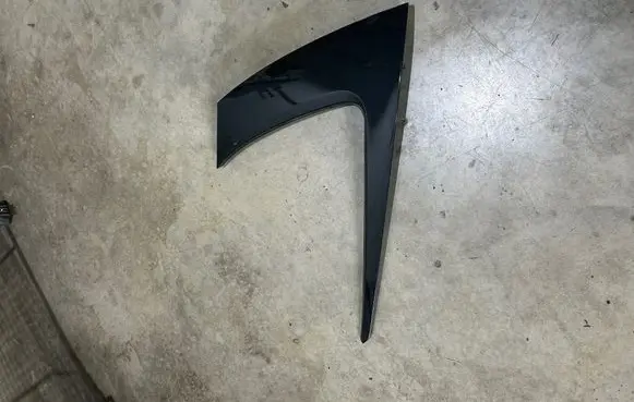 Citroen C4 Grand Picasso Rear side glass trim 9801484377