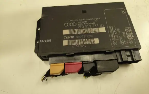 Audi A4 S4 B7 8E 8H Comfort/convenience module 8E0959433BS 00002729D2 01617840