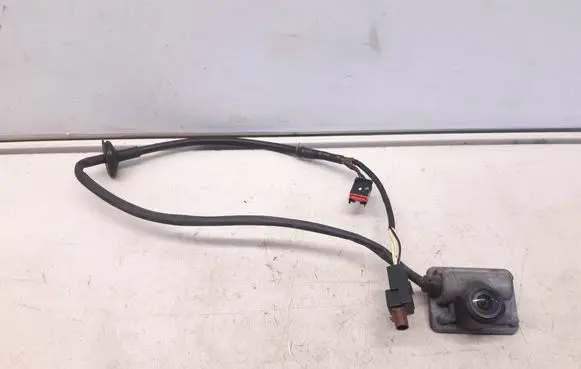 Jaguar XF X250 Reversing camera 8X2319G490AD 100998 8X2319G49C