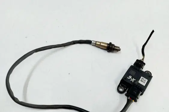 BMW X6 F16 Lambda probe sensor 7022789