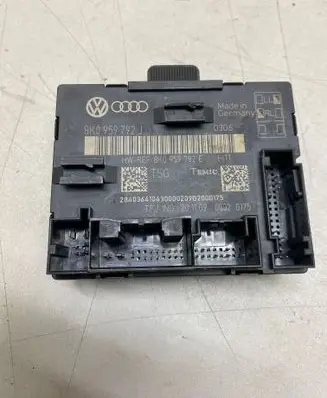 Audi A4 S4 B8 8K Door control unit/module 8K0959792J 8K0959792E