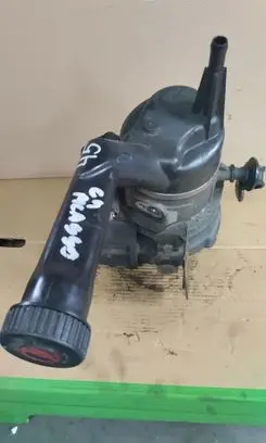 Citroen C4 I Picasso Power steering pump 9684252580