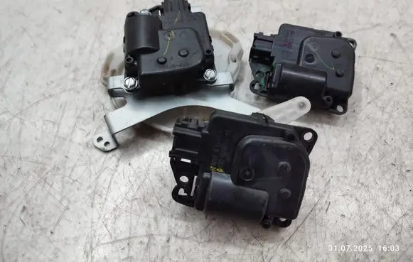 Fiat Freemont Air flap motor/actuator AA1138002640