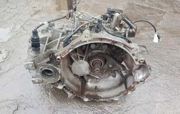 KIA Rio Manual 5 speed gearbox WCU60H