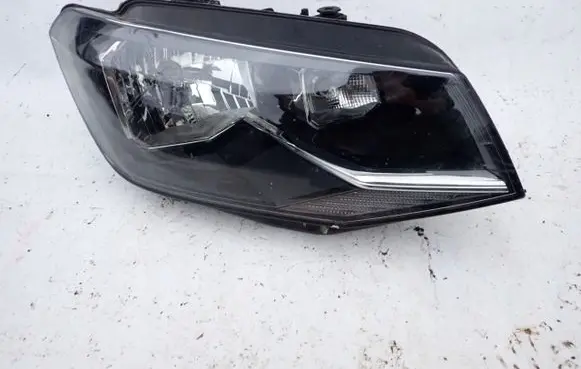 Volkswagen Caddy Headlight/headlamp