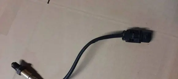 Mercedes-Benz Vito Viano W639 Lambda probe sensor MCD4086