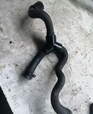 Opel Meriva B Water drain line hose 13360607AA 565548547