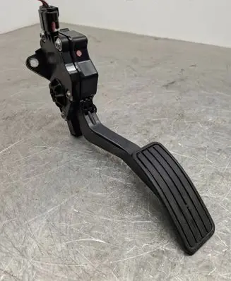 Subaru Outback Accelerator throttle pedal 36010AG140 1988007120