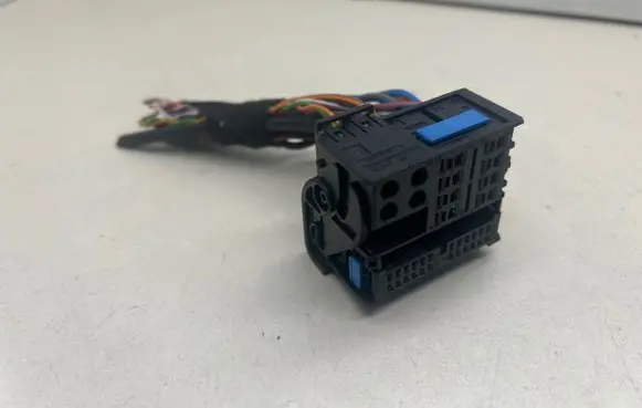 BMW 2 F46 Sound system wiring loom 9318949 10688710