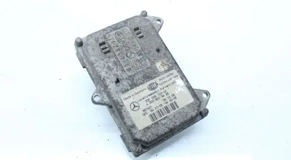 Mercedes-Benz CLS C219 Headlight ballast module Xenon A0038205826