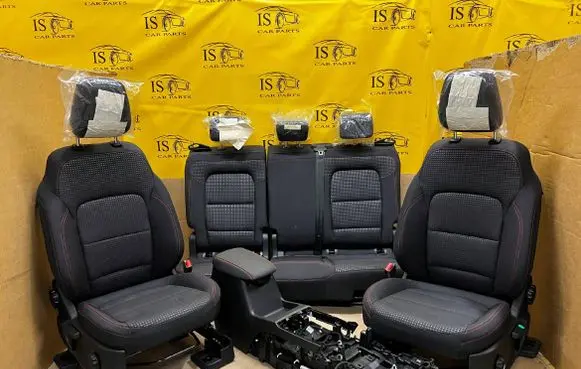 Ford Kuga III Seat set 