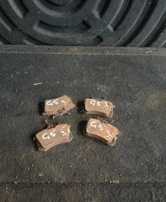 Volkswagen Golf V Brake pads (rear) 