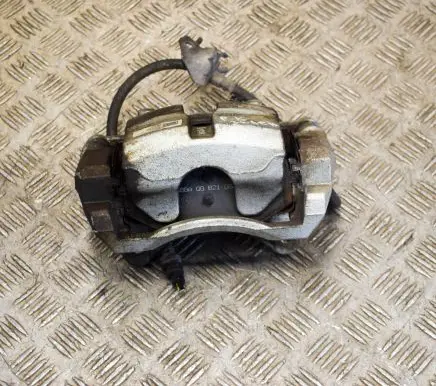 Hyundai Tucson IV NX4 Front brake caliper 58731N9000