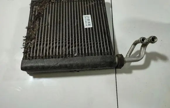 Honda FR-V A/C cooling radiator (condenser) 