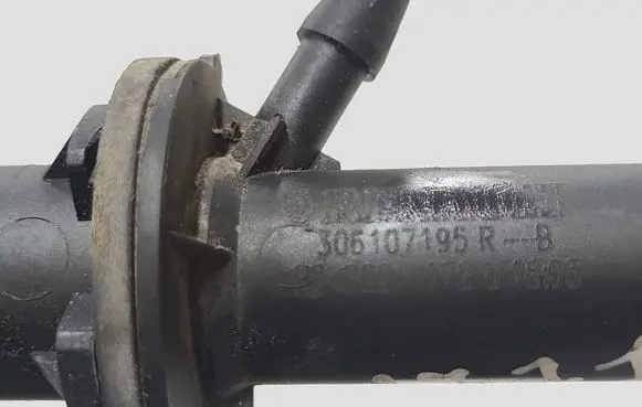 Renault Megane III Clutch master cylinder 306107195R