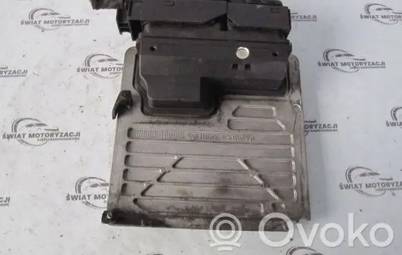 Mercedes-Benz C W203 Engine control unit/module A2710107444 A2711534591 A0014466902