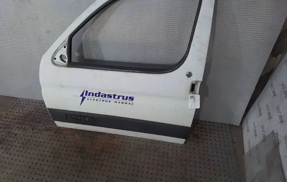 Citroen Berlingo Front door 
