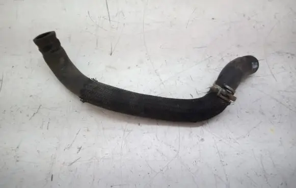Toyota Auris 150 Engine coolant pipe/hose