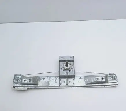 Opel Corsa D Rear door manual window regulator 503741