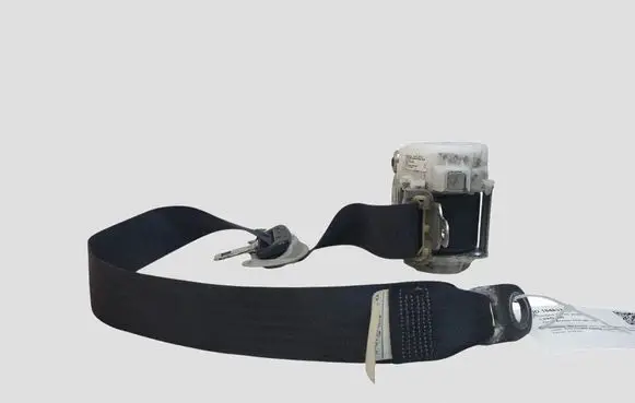 Toyota Avensis T270 Front seatbelt 0538056 7P2510P 179002
