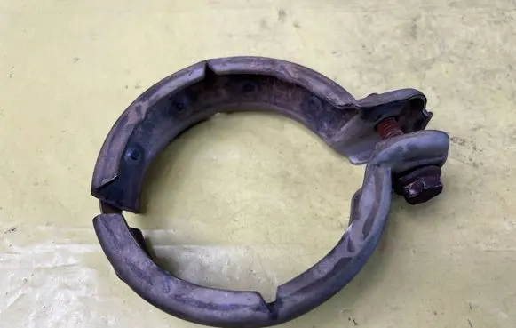 Mercedes-Benz C W204 Muffler pipe connector clamp A2034900441