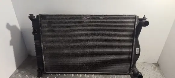 Audi A6 S6 C6 4F Coolant radiator 4F0121251R