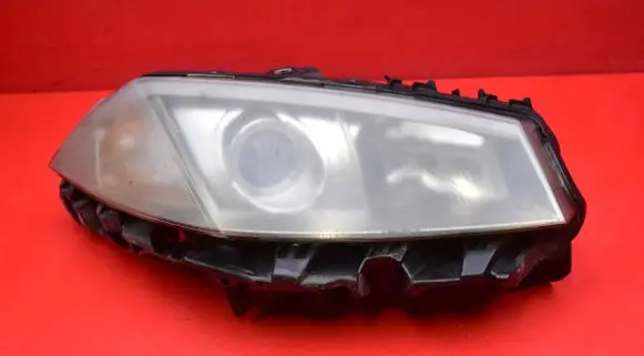 Renault Megane II Headlight/headlamp 8200073226H