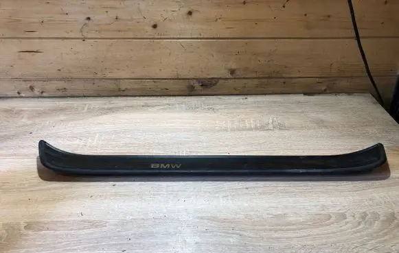BMW 3 E90 E91 Side skirt front trim 70260279