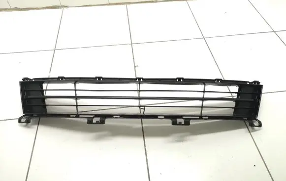 Mazda 6 Front bumper lower grill GS1D501T1