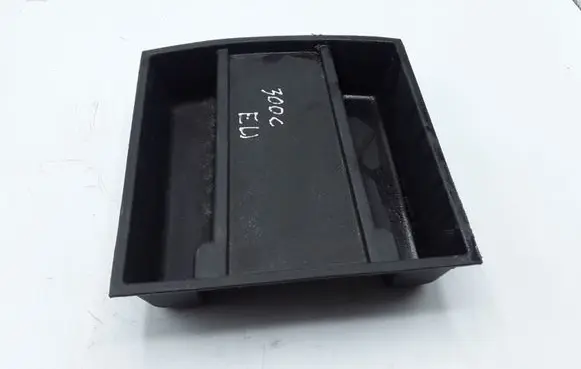 Chrysler 300 - 300C Glove box pad 04595985AA