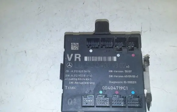 Mercedes-Benz E W212 Door control unit/module 2129004302