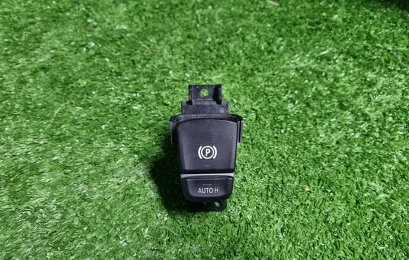 BMW X3 G01 Hand parking brake switch 9109311