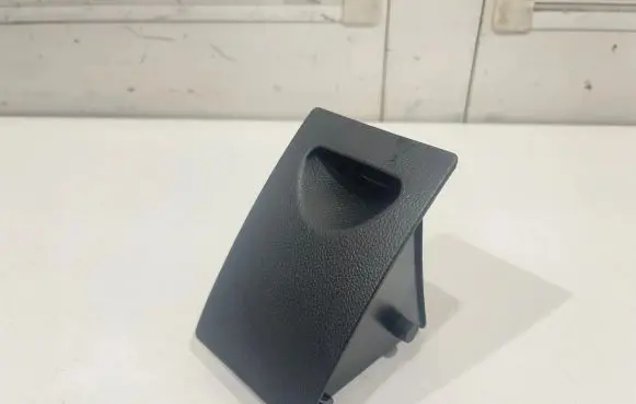 Chevrolet Captiva Glove box 96630084