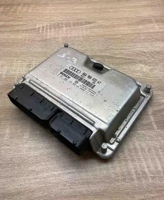 Audi A3 S3 8L Engine control unit/module ECU 06A906032AT 0261206146